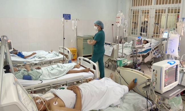 Vụ ngộ độc Botulinum tại Quảng Nam: Sức khoẻ các bệnh nhân tiến triển tốt - Ảnh 5.