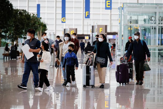 Hàn Quốc cắt giảm thủ tục hải quan cho du khách quốc tế - Ảnh 1.