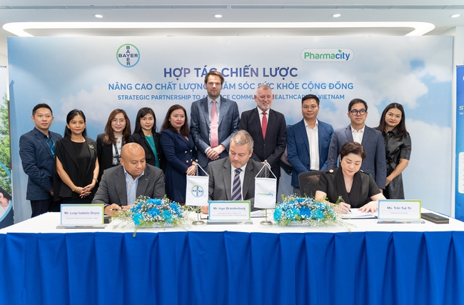 Pharmacity và Bayer Việt Nam đồng hành tăng cường chăm sóc sức khỏe cộng đồng - Ảnh 1.