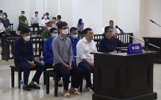 Không chấp nhận kháng cáo của Nguyễn Thị Thanh Nhàn cùng các bị cáo đang bỏ trốn - Ảnh 2.