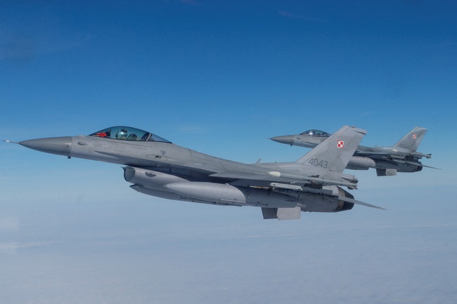 Chuyên gia: Nga đủ sức tiêu diệt các máy bay F-16 - Ảnh 1.