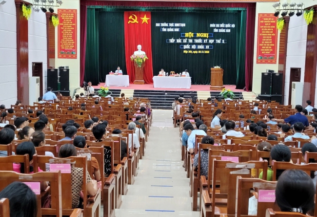 Phó Chủ tịch Quốc hội Nguyễn Đức Hải: “Một số cán bộ chỉ biết đổ lỗi cho cơ chế”   - Ảnh 3.