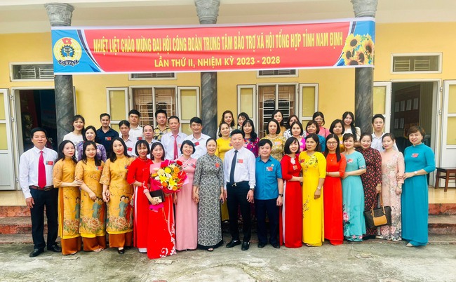 Trung tâm Bảo trợ xã hội tổng hợp tỉnh Nam Định tích cực đẩy mạnh các phong trào thi đua - Ảnh 1.