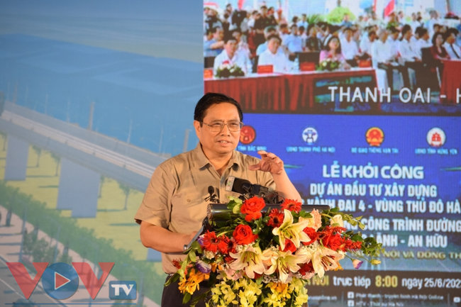 Thủ tướng Phạm Minh Chính tuyên bố khởi công Dự án đầu tư xây dựng đường vành đai 4 – Vùng thủ đô Hà Nội - Ảnh 2.