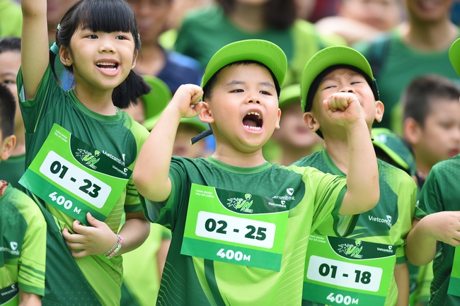 Giải chạy Vietcombank Let’s Run 2023 hưởng ứng tháng hành động vì trẻ em - Ảnh 1.
