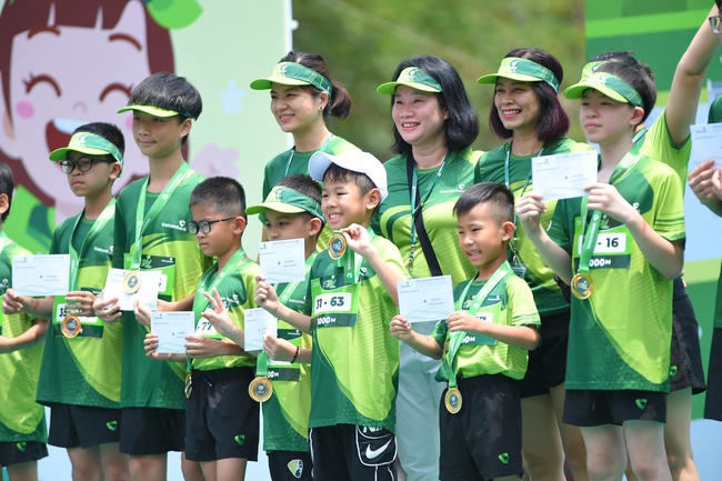 Giải chạy Vietcombank Let’s Run 2023 hưởng ứng tháng hành động vì trẻ em - Ảnh 23.