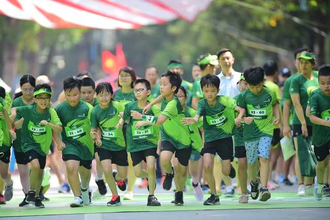 Giải chạy Vietcombank Let’s Run 2023 hưởng ứng tháng hành động vì trẻ em - Ảnh 3.