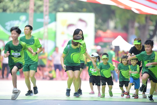 Giải chạy Vietcombank Let’s Run 2023 hưởng ứng tháng hành động vì trẻ em - Ảnh 8.