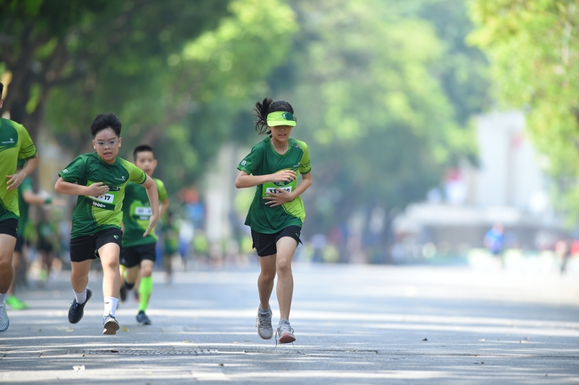 Giải chạy Vietcombank Let’s Run 2023 hưởng ứng tháng hành động vì trẻ em - Ảnh 12.