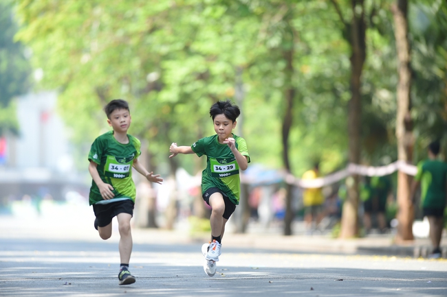 Giải chạy Vietcombank Let’s Run 2023 hưởng ứng tháng hành động vì trẻ em - Ảnh 13.