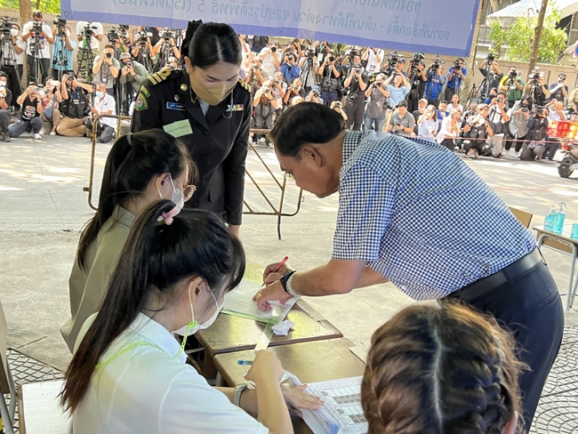 Tổng tuyển cử Thái Lan 2023: Phát hiện số phiếu bầu không khớp - Ảnh 1.