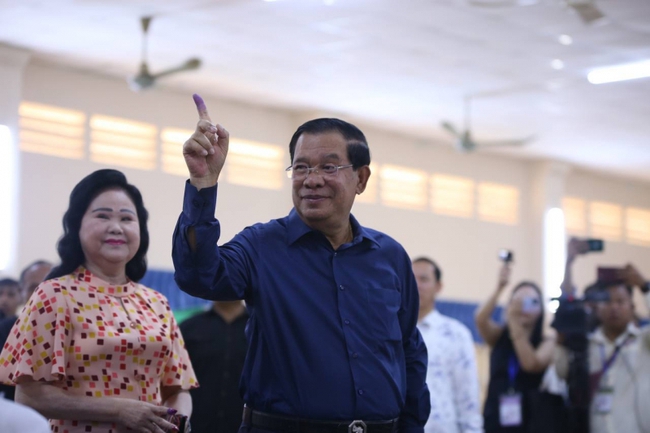 Hơn 9,7 triệu cử tri Campuchia đi bỏ phiếu bầu cử đại biểu Quốc hội - Ảnh 1.