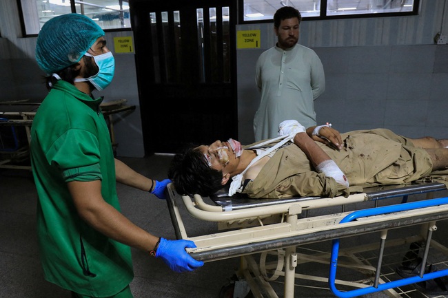 Vụ nổ bom tại Pakistan: Số nạn nhân thiệt mạng tăng lên 39 người - Ảnh 1.