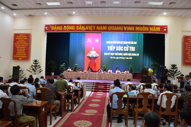 Thủ tướng Phạm Minh Chính tiếp xúc cử tri tại Cần Thơ  - Ảnh 3.