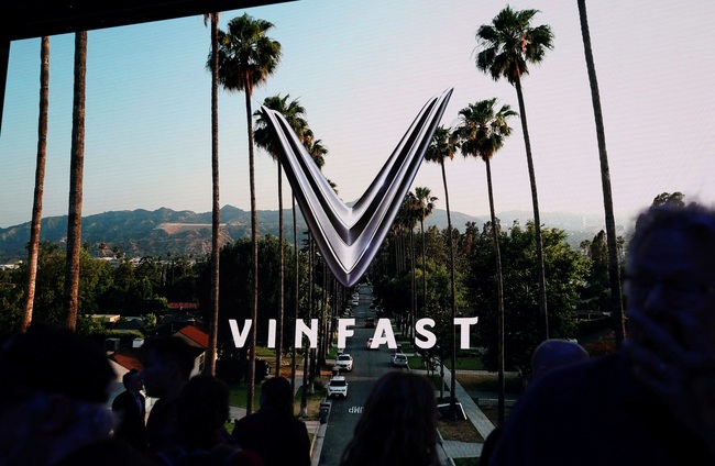 Cổ phiếu của VinFast chính thức được niêm yết trên sàn chứng khoán Mỹ - Ảnh 1.