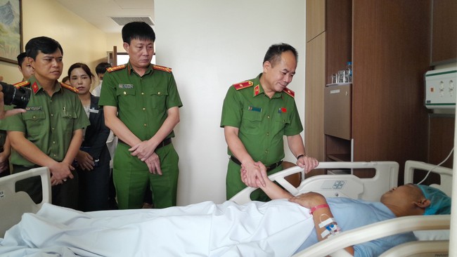 Biểu dương tinh thần dũng cảm, kiên quyết đấu tranh tội phạm của Thiếu tá Nguyễn Anh Tuấn - Ảnh 1.