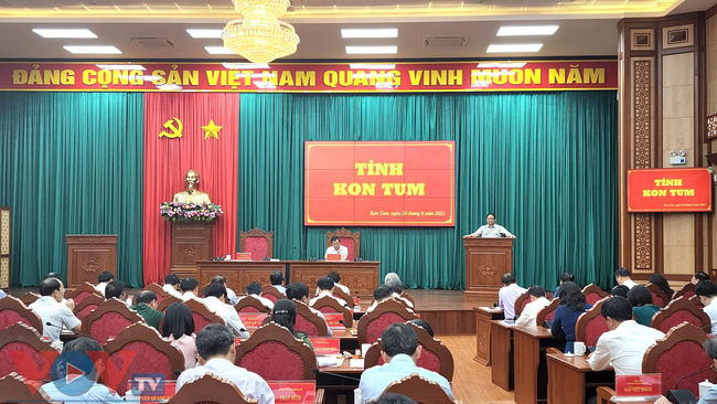Thủ tướng: Kon Tum phải phát triển nhanh và bền vững hơn nữa - Ảnh 5.