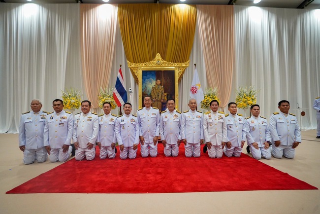Tân Thủ tướng Thái Lan tiếp nhận sắc phong, cam kết làm việc “không mệt mỏi” - Ảnh 2.