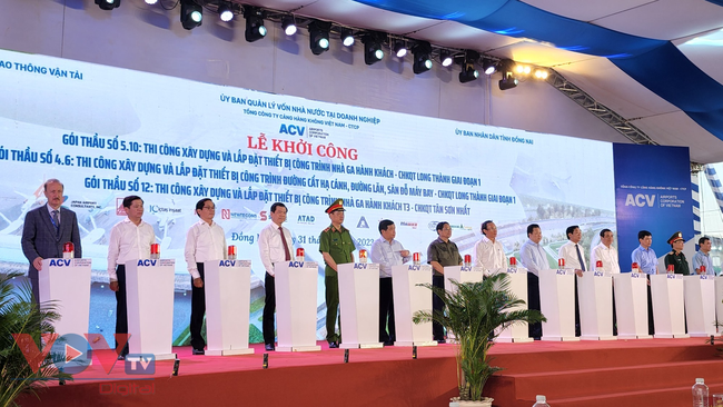 Thủ tướng Phạm Minh Chính dự lễ khởi công Cảng hàng không quốc tế Long Thành và Nhà ga T3 Cảng hàng không quốc tế Tân Sơn Nhất - Ảnh 4.