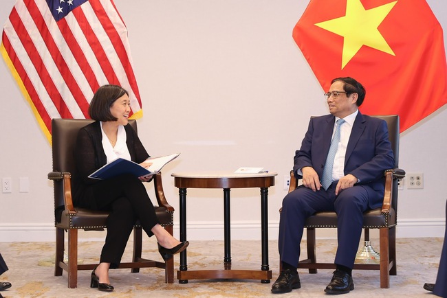 Thủ tướng Phạm Minh Chính tiếp Bộ trưởng Thương mại Hoa Kỳ Gina Raimondo - Ảnh 6.