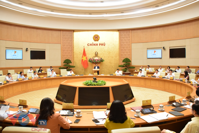 Thủ tướng Phạm Minh Chính chủ trì phiên họp Chính phủ thường kỳ tháng 8/2023 - Ảnh 1.