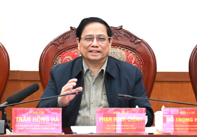 Thủ tướng Phạm Minh Chính chủ trì hội nghị trực tuyến thúc đẩy tiến độ triển khai thực hiện các dự án đường dây 500 KV mạch 3- Ảnh 3.