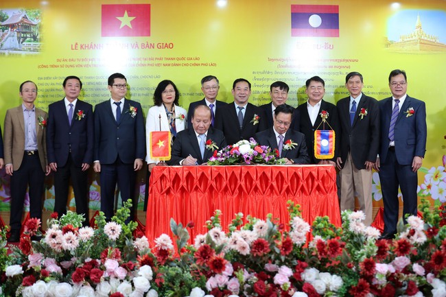 Lãnh đạo Lào mong muốn VOV tiếp tục hỗ trợ phát triển lĩnh vực phát thanh - Ảnh 7.