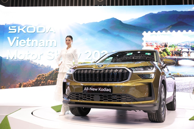 VIETNAM MOTOR SHOW 2024 chính thức khai mạc với chủ đề "Công nghệ mở tương lai xanh"- Ảnh 5.