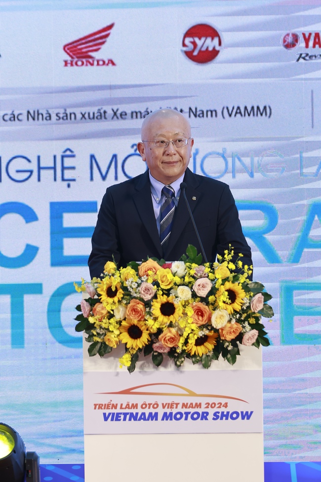 VIETNAM MOTOR SHOW 2024 chính thức khai mạc với chủ đề "Công nghệ mở tương lai xanh"- Ảnh 4.