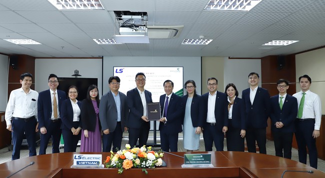 Vietcombank Chương Dương và Công ty TNHH Thiết bị điện tử LS Việt Nam ký kết hợp đồng tài trợ vốn- Ảnh 2.