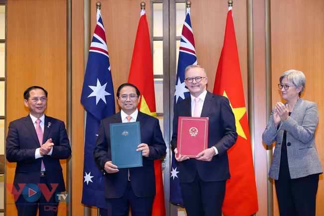 Thủ tướng Australia Anthony Albanese và Thủ tướng Phạm Minh Chính thông báo kết quả hội đàm- Ảnh 6.