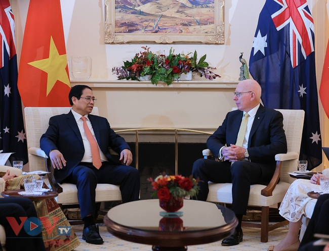 Thủ tướng Chính phủ Phạm Minh Chính cùng Phu nhân hội kiến Toàn quyền Australia David Hurley và Phu nhân - Ảnh 1.