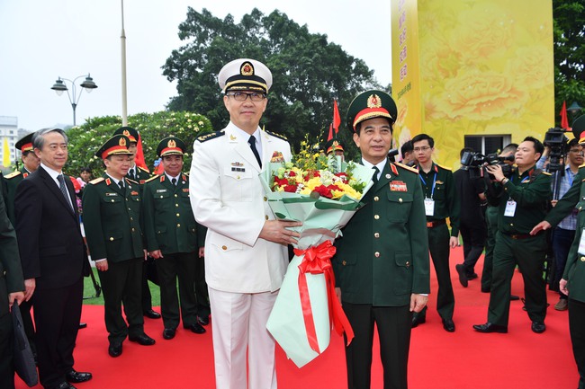 Giao lưu hữu nghị quốc phòng biên giới Việt Nam - Trung Quốc lần thứ 8- Ảnh 1.