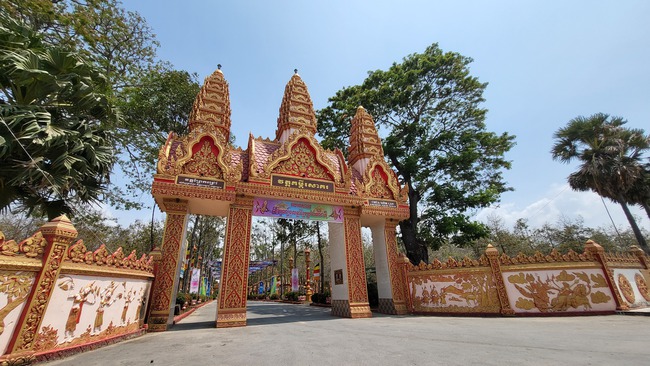 Chùa Xiêm Cán - Điểm du lịch văn hóa đặc sắc của đồng bào dân tộc Khmer- Ảnh 1.