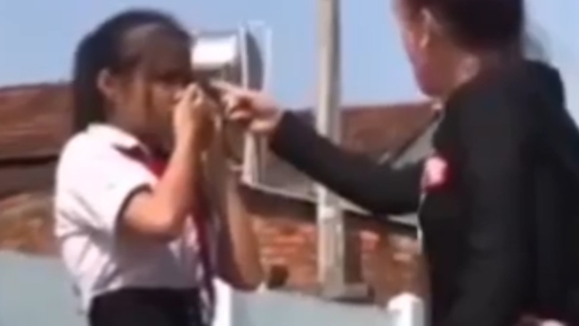 Phú Yên: Xác minh vụ nữ sinh bị đánh trước cổng trường học- Ảnh 1.