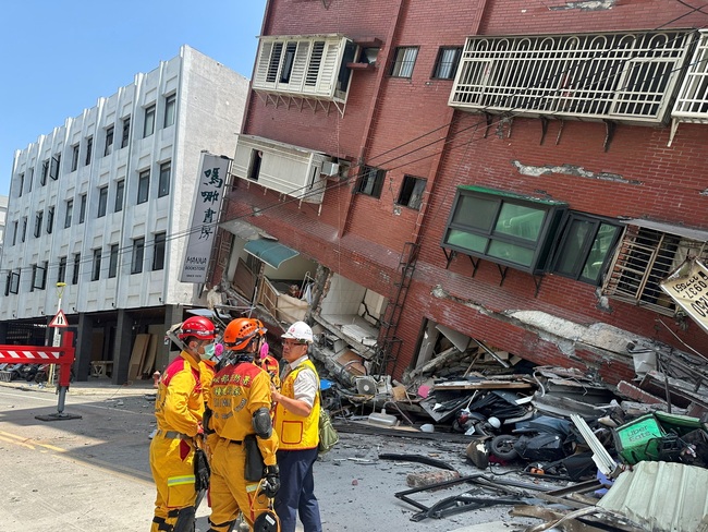 Tin bảo hộ công dân tại Đài Loan (Trung Quốc) sau trận động đất cường độ lớn- Ảnh 1.