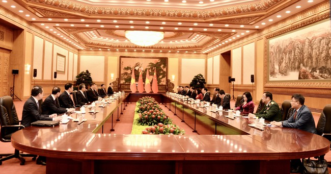 Chủ tịch Quốc hội Vương Đình Huệ hội kiến Tổng bí thư, Chủ tịch nước Trung Quốc Tập Cận Bình- Ảnh 2.