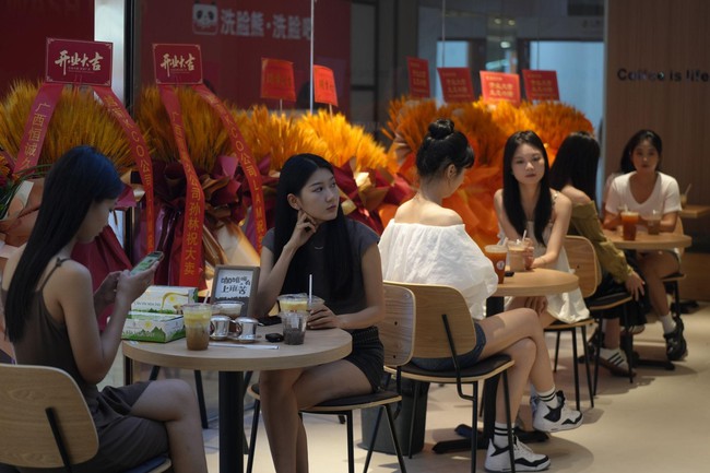 Vinapharma Group mang câu chuyện văn hoá Việt thông qua chuỗi cửa hàng Vietnam Coffee House tại Trung Quốc- Ảnh 2.