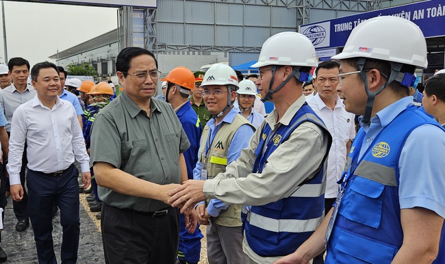Thủ tướng tuyên bố khởi công Dự án Mở rộng Nhà ga hành khách T2 - Cảng hàng không quốc tế Nội Bài- Ảnh 3.