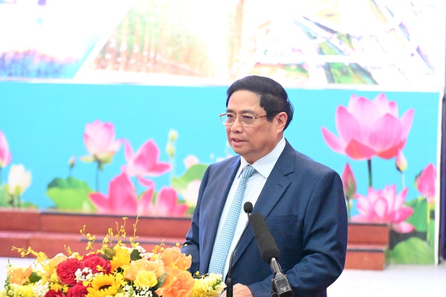 Thủ tướng: Đông Nam Bộ cần tăng tốc, đột phá, tiên phong, liên kết chặt chẽ- Ảnh 5.