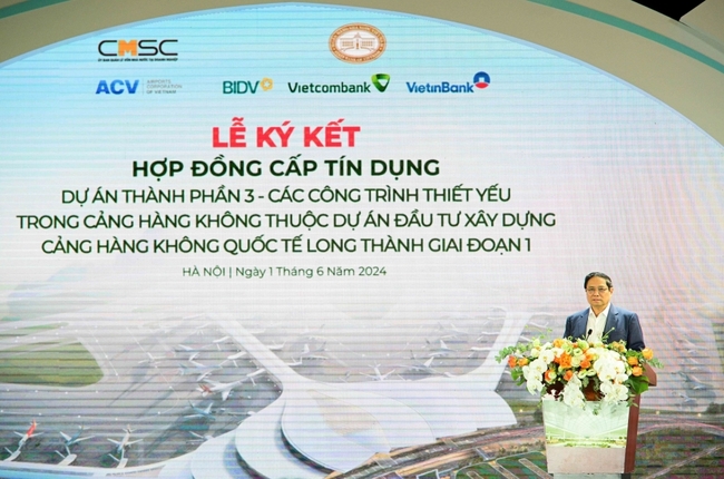 Vietcombank và ACV tổ chức lễ ký kết hợp đồng cấp tín dụng (hợp vốn) trị giá 1,8 tỷ USD cho dự án Cảng hàng không quốc tế Long Thành - Ảnh 1.