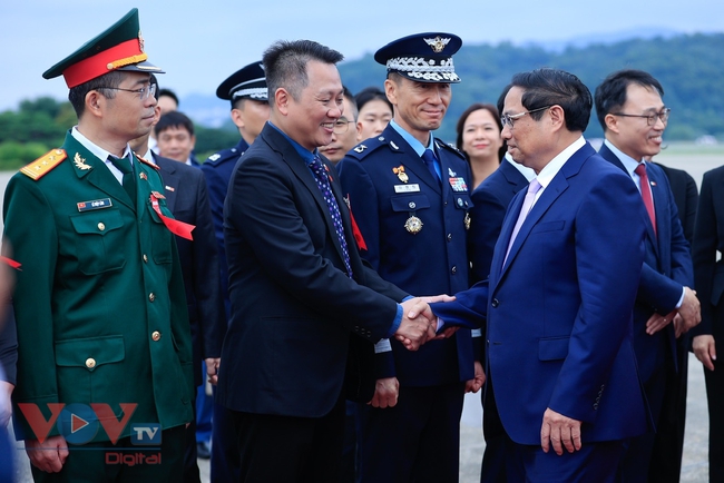 Lễ đón chính thức Thủ tướng Phạm Minh Chính và Phu nhân thăm Hàn Quốc- Ảnh 5.