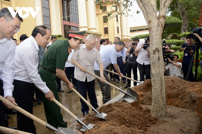 Dấu ấn những chuyến thăm của Tổng Bí thư về với Đông Bắc- Ảnh 6.