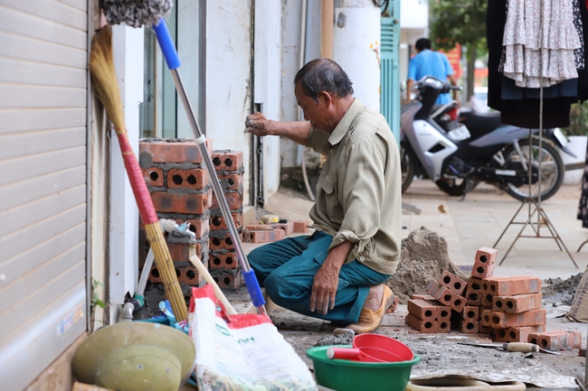 Dự báo đợt mưa lớn, người dân Sơn La chủ động lập "lô cốt" phòng chống lũ- Ảnh 11.