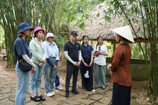 Phòng khám St. Paul tri ân liệt sỹ, người có công với cách mạng- Ảnh 9.