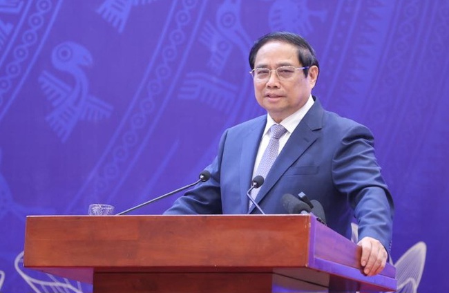 Thủ tướng Phạm Minh Chính dự Hội nghị Tổng kết năm học 2023-2024, triển khai nhiệm vụ năm học 2024-2025- Ảnh 2.