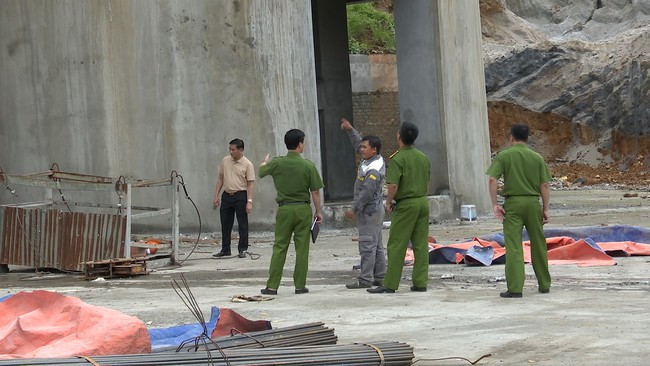 Vụ tai nạn nghiêm trọng tại Lào Cai: 2 người tử vong, 4 người bị thương- Ảnh 2.