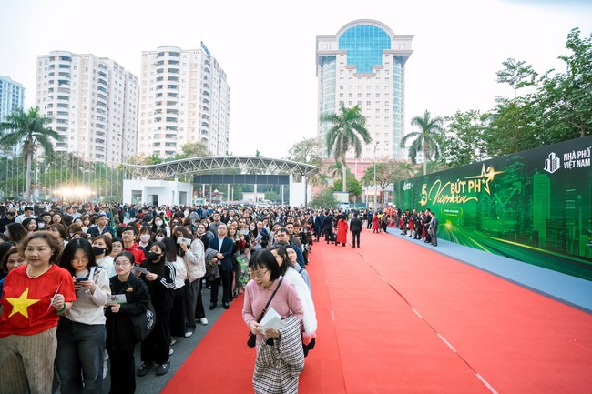 Đan Trường, Noo Phước Thịnh khuấy động đêm “Hành trình 5 năm – Bứt phá vươn xa" của Nhà phố Việt Nam- Ảnh 14.