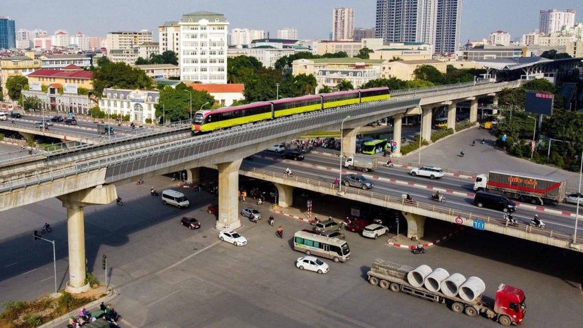 Bắt đầu vận hành thử 8 đoàn tàu tuyến metro Nhổn - Ga Hà Nội