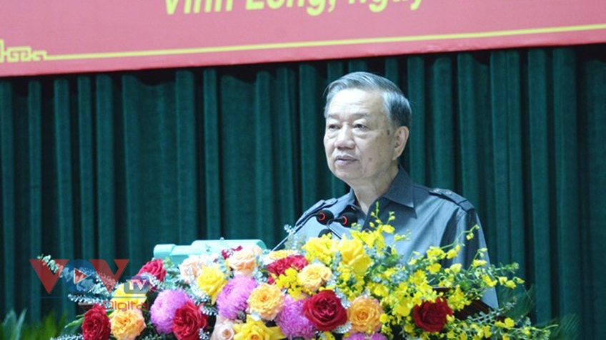 Chủ tịch nước Tô Lâm thăm và làm việc tại Lữ đoàn Công binh 25, Quân khu 9